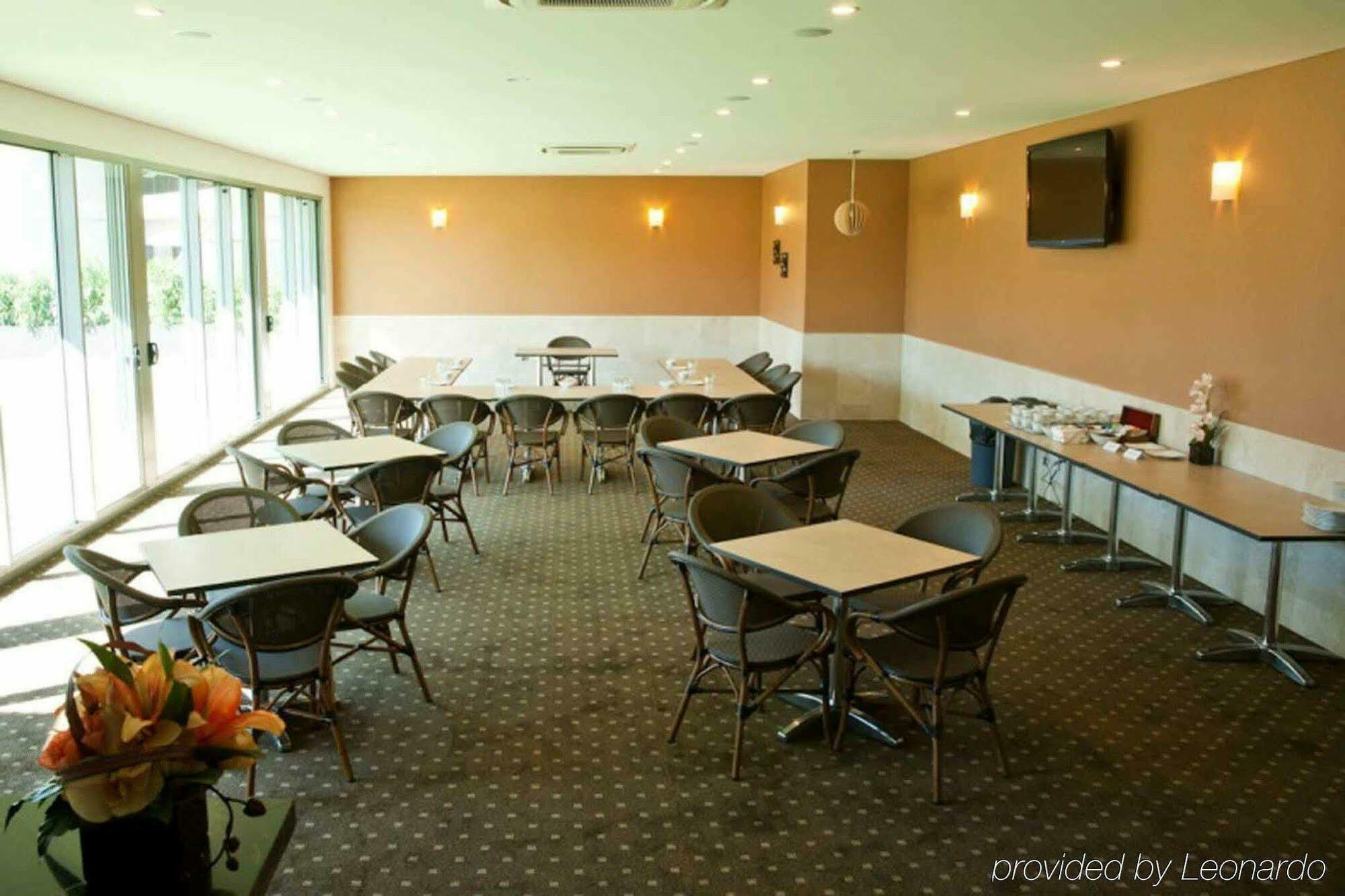 Darwin City Edge Motel & Suites Restaurace fotografie